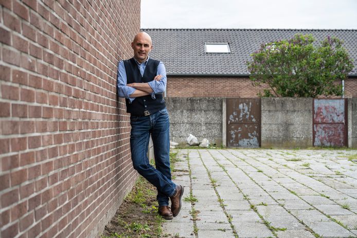 Francis De Donder (Leefbaarder Zele) is over enkele dagen schepen af en reageert kritisch op de nieuwe meerderheid die in de steigers staat.