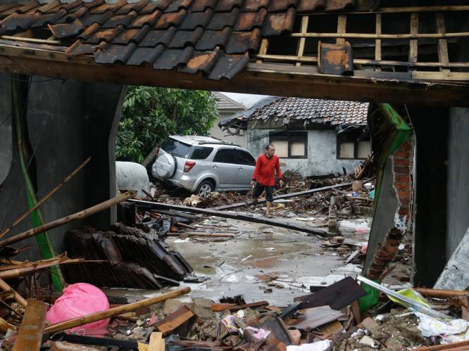 Ruim 40.000 mensen dakloos door tsunami in Indonesië