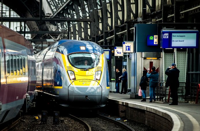 Gedetailleerd kristal Ezel Mogelijk jarenlang geen treinen van Amsterdam naar Londen door verbouwing  station | Binnenland | AD.nl