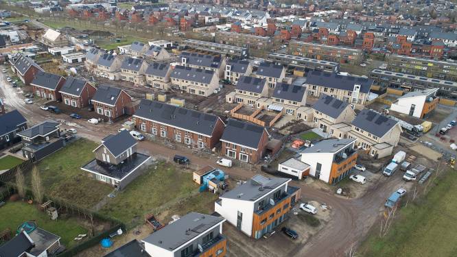 Bordje ‘Uitverkocht!’ hangt aan de Piekenhoef, na 17 jaar: ‘Een hoofdstuk wordt afgesloten’