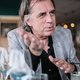 Psychiater Dirk De Wachter: ‘Op je zestiende twijfelen of je man of vrouw bent, is echt niet abnormaal’