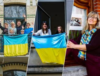 REPORTAGE. De Vlamingen die al 50 dagen een Oekraïense vlag aan hun gevel hangen: “Ik kan Poetin niet door de tv trekken, dus hang ik maar een vlag”
