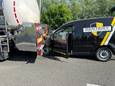 Kop-staartaanrijding tussen bestelwagen en tankwagen op E17 in Kruibeke