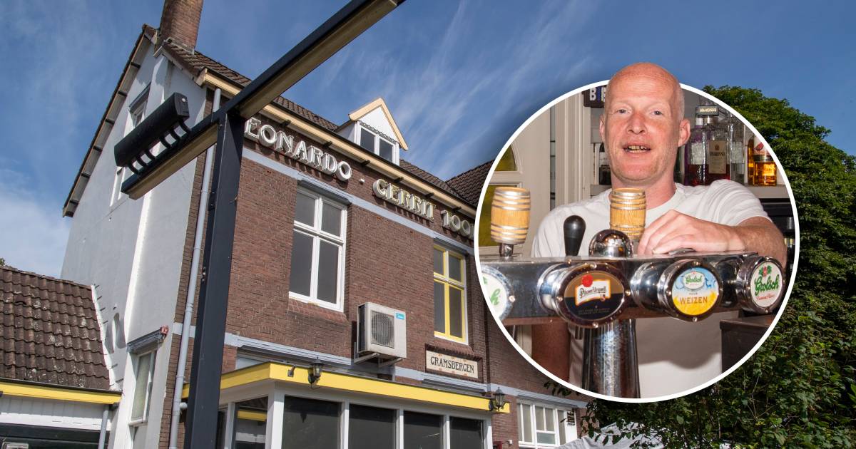 Het Weer In Gramsbergen Bert bestiert de grootste mancave van Gramsbergen: ‘Als ze de boel niet