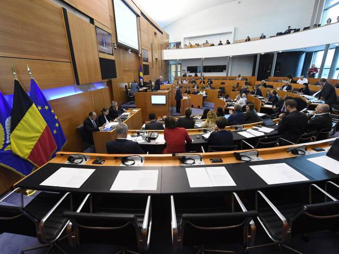 Dit zijn de 17 Nederlandstalige en 72 Franstalige verkozenen in het Brussels Parlement