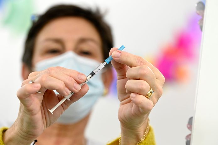 La ministre de la Santé Christie Morreale a assisté le 12 janvier dernier à Liège au lancement de la phase-pilote de la vaccination des enfants en Wallonie (photo).