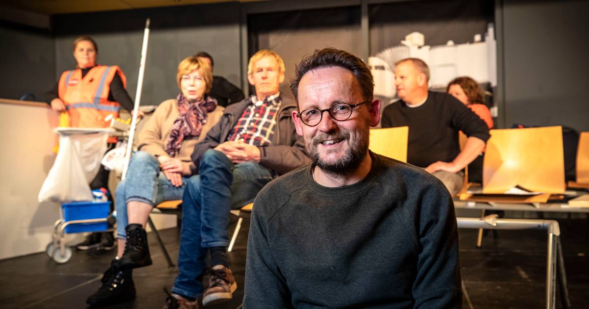 ‘Hoogtevrees’ van toneelvereniging Fleringen speelt zich af in crisistijd maar geen hoofdrol voor co