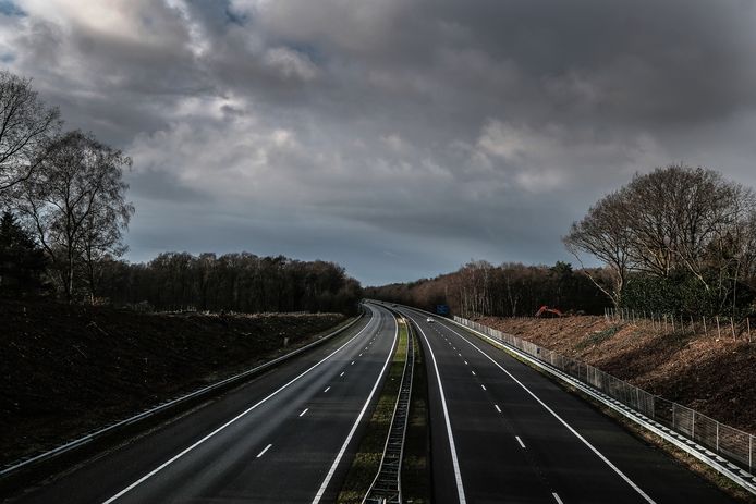 De plek waar het ecoduct moet komen.