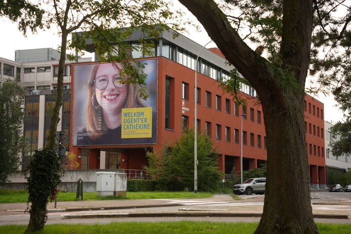 De Universiteit wil haar elf faculteiten de komende dertig jaar verdelen over drie clusters.