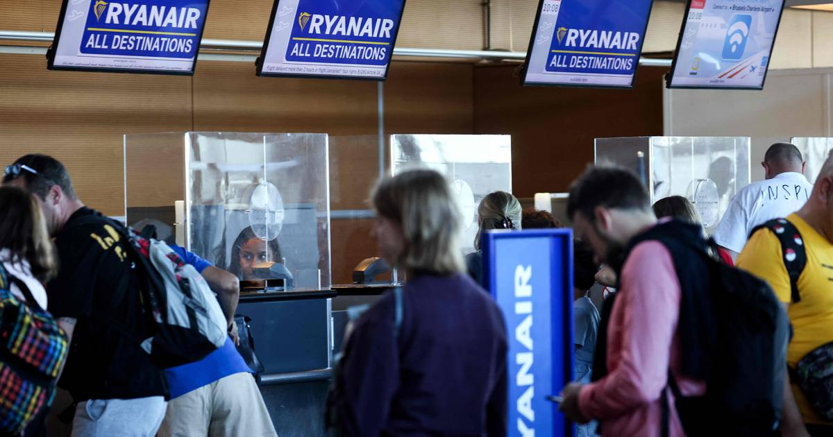‘Una giornata come le altre’ all’aeroporto di Charleroi nonostante lo sciopero Ryanair  interno