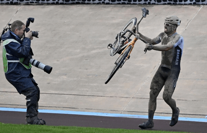 Gif Colbrelli.