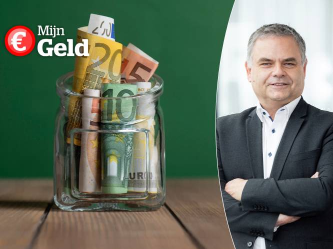 “Op een jaar tijd is zo’n 4 miljard euro van pensioenspaarfondsen in rook opgegaan”: wat doe je best als je op die manier aan pensioensparen doet? 