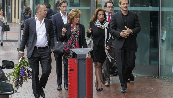 Emotionele Afscheidsdienst Vrouw Ernst Daniel Smid Sterren Ad Nl