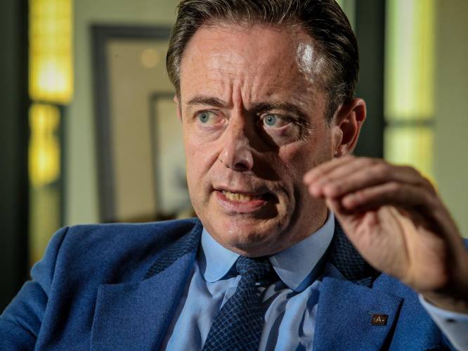 De Wever: "Puigdemont is een vriend en die laat je niet in de steek"