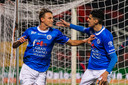 Beltrame schiet met scherp. De Italiaan maakt de 2-1 in duel met FC Eindhoven.