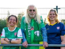 Diehard-supporters FC Dordrecht over het succes van hun club: ‘Het plezier spat er dit seizoen vanaf’