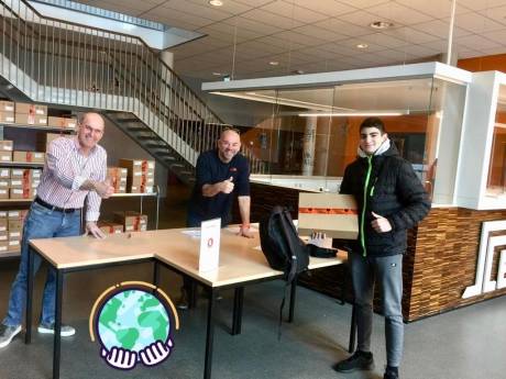 Voor elkaar: Laptops voor leerlingen Stedelijk College Eindhoven