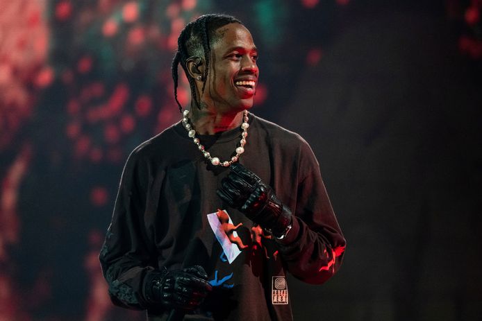 Travis Scott, de rapper die er een sport van maakt z'n publiek op te  zwepen: “Fans raakten eerder al gewond tijdens z'n shows” | Celebrities |  hln.be