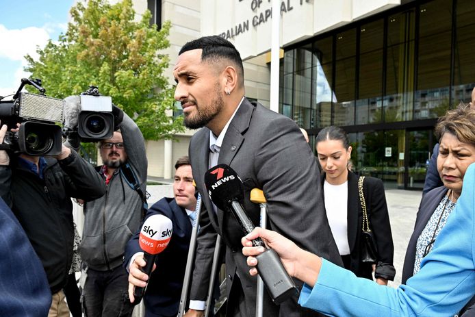 Nick Kyrgios bij de rechtbank in Australië.