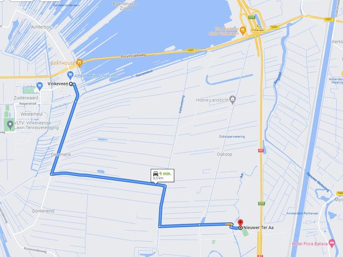 Wie van Nieuwer Ter Aa naar Vinkeveen wil, wordt binnendoor over de Ter Aase Zuwe gestuurd.