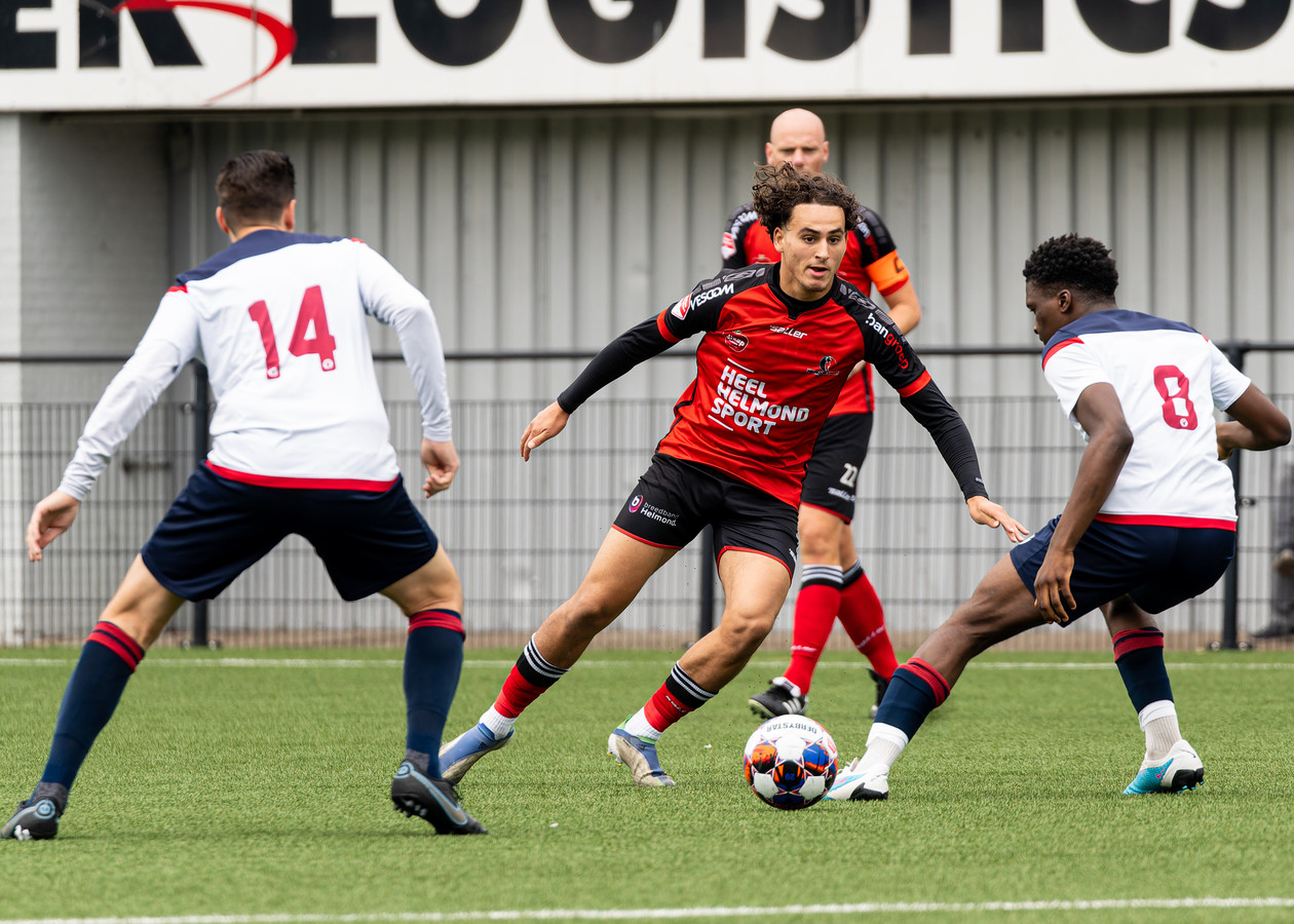 Op Zijn 17de Al In De Eredivisie Nu Knokkend Voor Zijn Laatste Kans