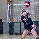 Volleybaltalent Elles Dambrink (17) vreest stilstand door de coronacrisis: ‘Je leert het meeste van wedstrijden’