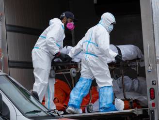 Tientallen lichamen gevonden in voertuigen in New York