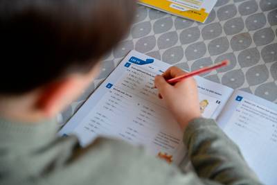 LIVE. Secundair onderwijs start met afkoelingsweek voor krokusvakantie - Vlaamse controles op quarantaine lukken niet