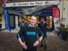 Albert (17) zit nog op school, maar heeft in de binnenstad van Elburg straks wel zijn eigen viswinkel