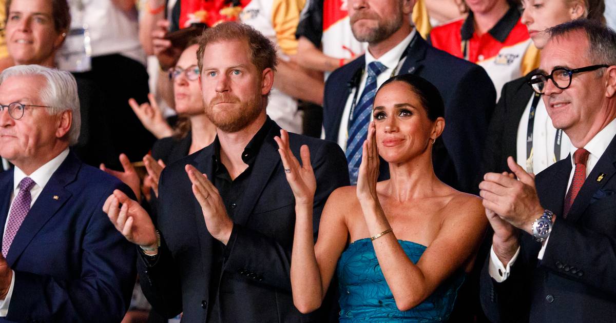 Prince Harry and Meghan Markle: Hollywood’s Biggest Losers in 2023 – Can They Save the Day in 2024?