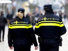 Rotterdamse agente vecht verbod op hoofddoek aan
