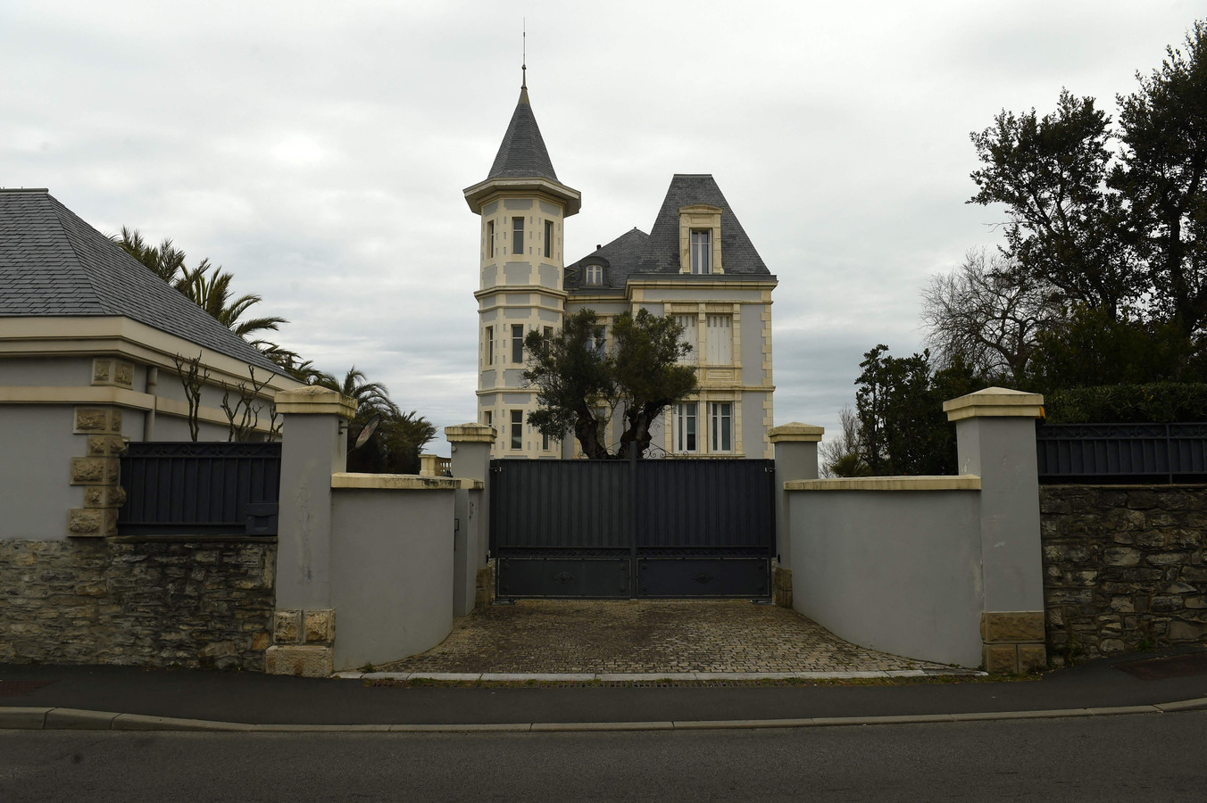 La villa de luxe à Biarritz, en France, liée à la plus jeune fille de Poutine, Katerina Tikhonova.