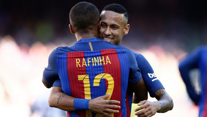 Au Barça, Neymar a gagné la Ligue des champions en 2015, la Coupe du Roi et la Liga à deux reprises (2015, 2016).