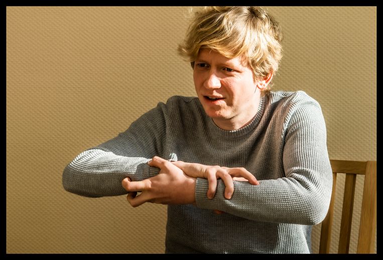 Ben Van Duppen: ‘Toen ik in 2010 meedeed aan de presesverkiezingen kreeg ik als vraag: ‘Naar wie kijk je op?’ Ik schreef: ‘Mijn vader.’ Achteraf pestten mijn studiemakkers me daarmee: ‘Papa, papa, papa.’ Maar ik keek naar hem op.’ Beeld Saskia Vanderstichele