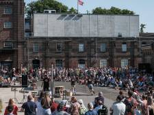 Laatste Achterhoek Spektakel Toer in de DRU weer oergezellig festival; echtpaar Keuper krijgt prijs