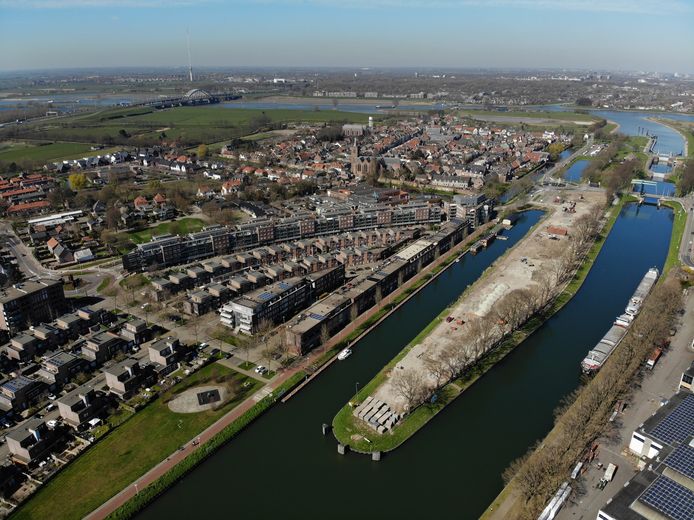 Sluiseiland in Vianen ligt klaar voor de bouw van 184 woningen, dicht tegen het centrum aan.