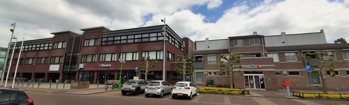 De Pas en de openbare bibliotheek, aan dorpsplein De Misse in Heesch.