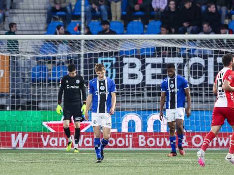 FC Den Bosch mist te veel kansen tegen Emmen en verliest