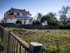‘OM legt beslag op braakliggend stuk grond in Duivendrecht van ex-schoonzoon Poetin’