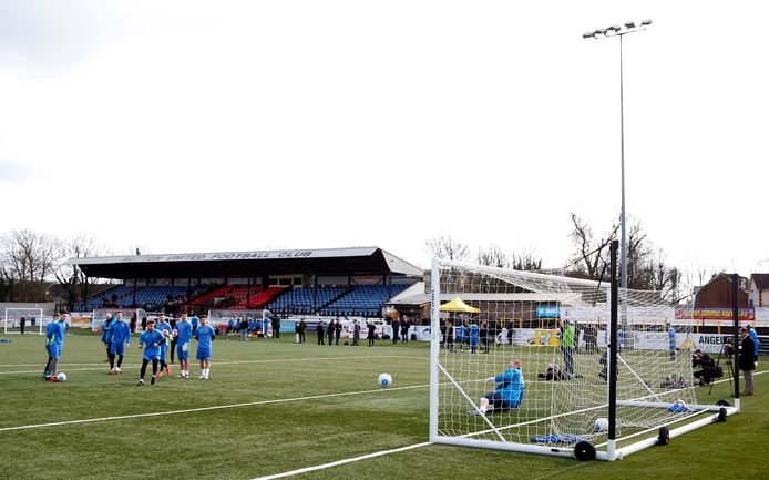 Gander Green Lane, het stadionnetje van Sutton United.