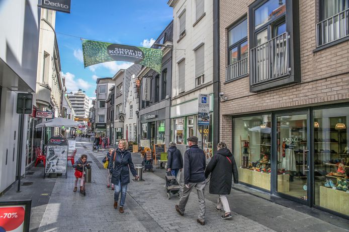 In de Wijngaardstraat in Kortrijk maakte de dertiger amok.