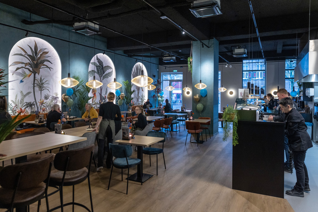 Dit is Brownies & Downies in Almelo horeca met een sociale inslag, en