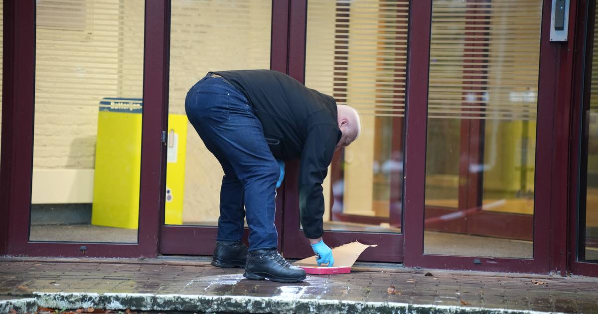 'Verdacht pakket' blijkt doosje van cadeauwinkel Greetz: gemeentehuis tijdelijk ontruimd