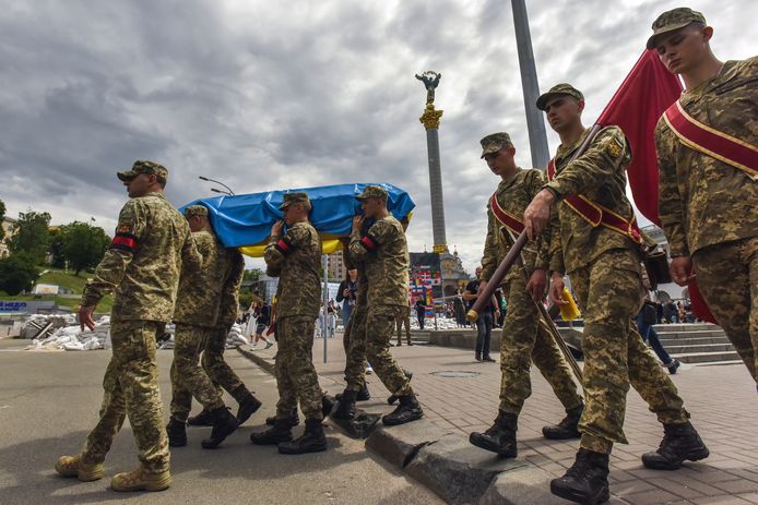 Oekraïense militairen tijdens een uitvaart in Kiev op 18 juni.