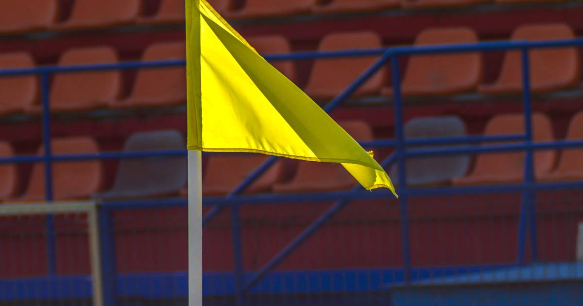 Sterksel morst eerste punten; Waalre nadert na winst