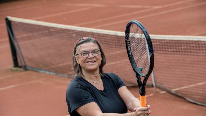 Mieke (75) staat al 48 jaar in Tiel op de tennisbaan: ‘De vereniging leeft nog steeds’