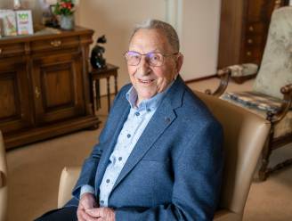 Theo Hermans is 101 jaar geworden: een verhuis naar boven staat nog niet op de rol