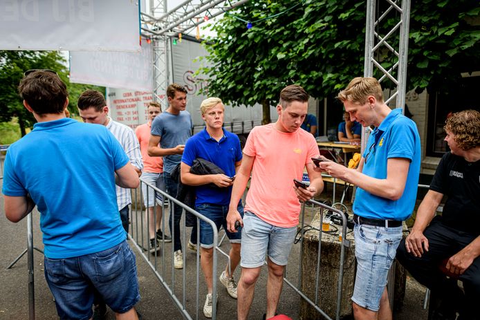 De controle bij Zomerfestival Denekamp, op zaterdag 3 juli.