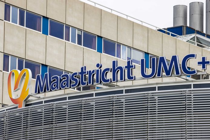 In het ziekenhuis zijn twee patiënten van de longafdeling overleden na het uitvallen van de stroom.