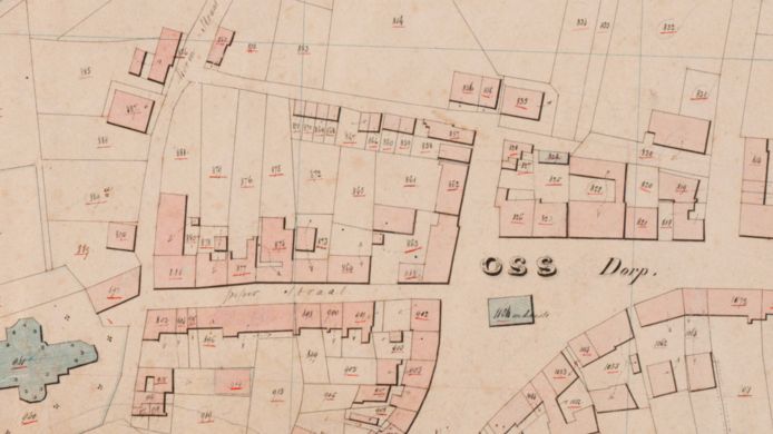 Kadastrale kaart van het Osse centrum uit 1832 met (boven) evenwijdig aan de Peperstraat, de Varkensmarkt.